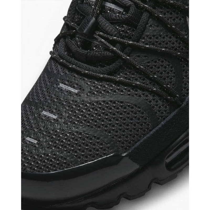 Кросівки чоловічі Nike Air Max Plus Utility (FD0670-001)