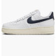 Кросівки жіночі Nike Air Force 1 '07 Flyease (HJ9122-100)