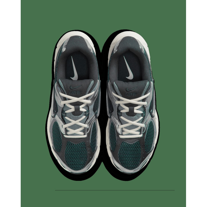 Кросівки жіночі Nike V5 Rnr (HQ7901-300)