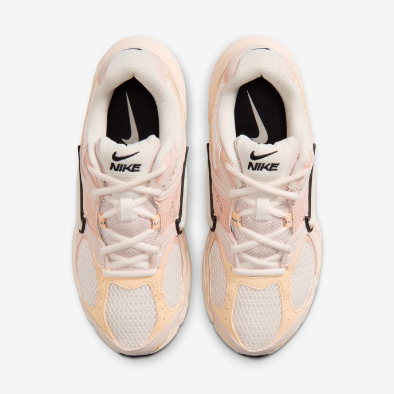 Кросівки жіночі Nike V5 Rnr (II6294-102)