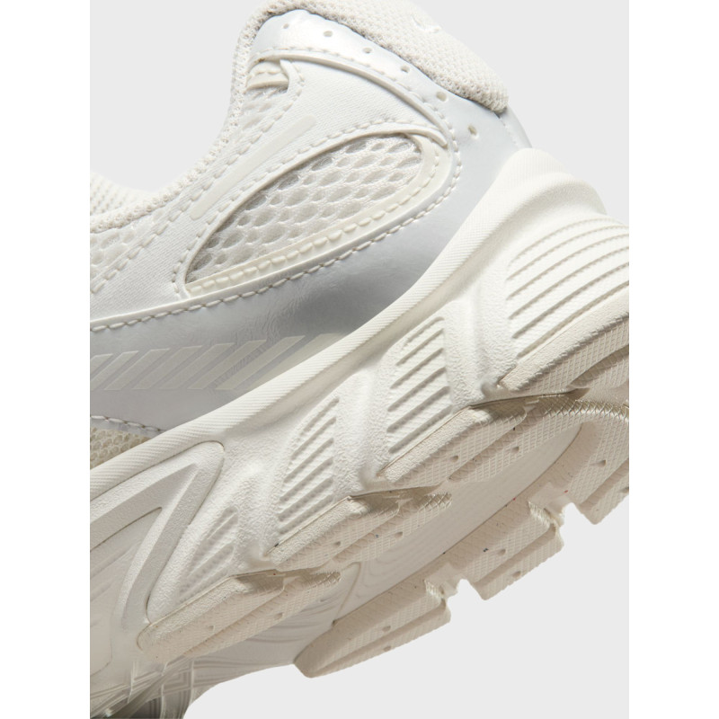 Кросівки жіночі Nike W V5 Rnr Sib (IQ0276-030)