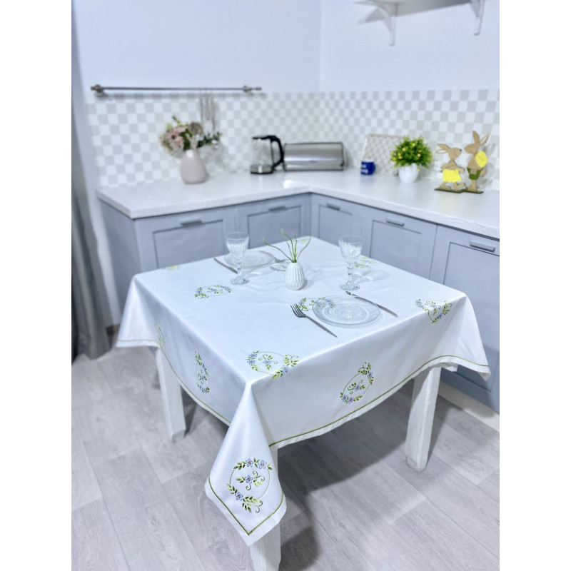Скатертина вишивана великодня SKVV039