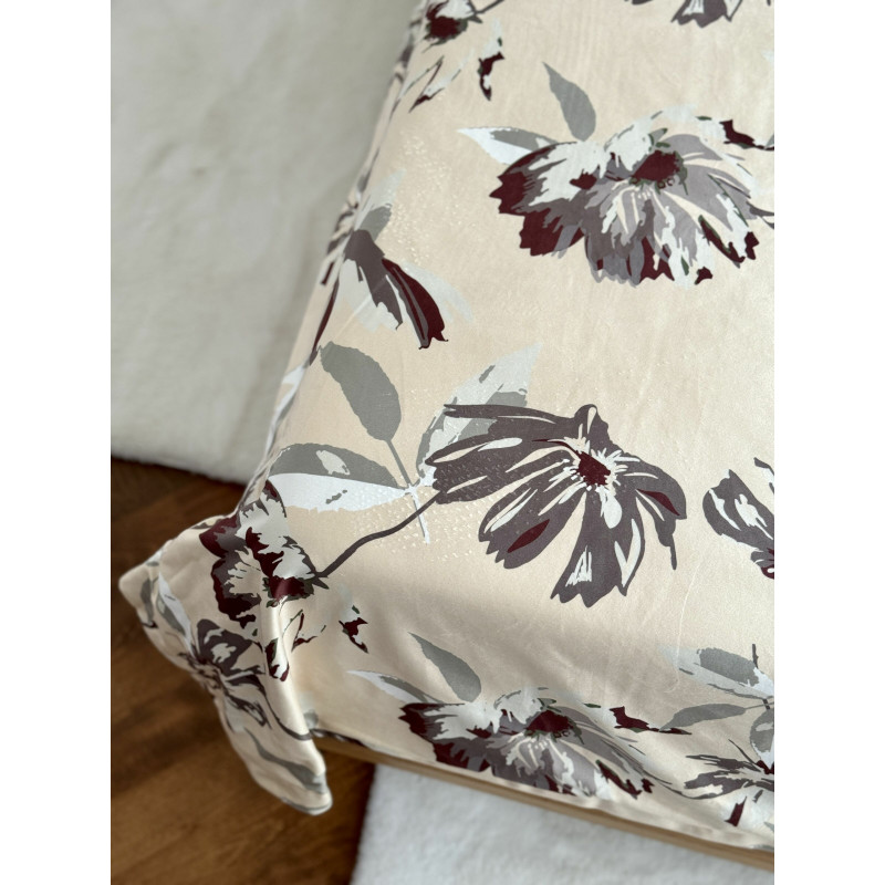 Покривало оксамитове CREAM+2 наволочки (200x240+2*45x45)