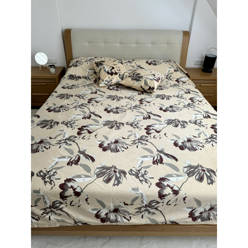 Покривало оксамитове CREAM+2 наволочки (200x240+2*45x45)
