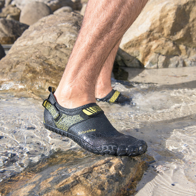 Гумові антиковзкі черевики аквашузи Naturehike NH20FS022, розмір 42, блакитні