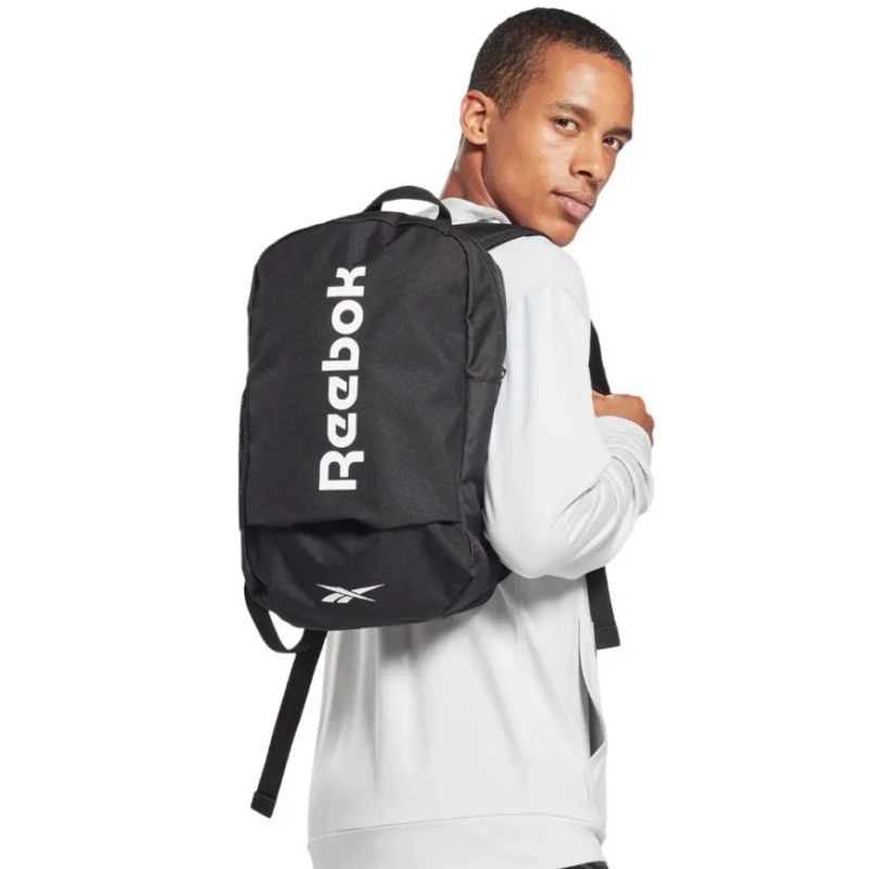 Невеликий спортивний рюкзак 15L Reebok Act Core LL BKP M чорний