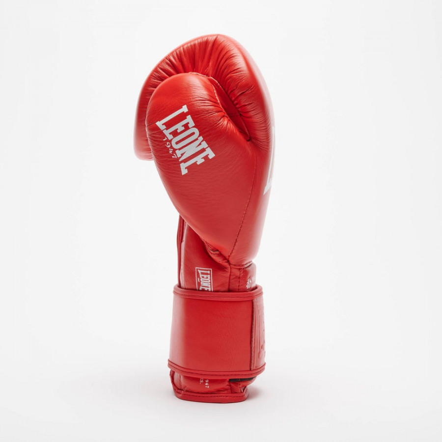Боксерські рукавиці Leone GN111 THE GREATEST Red 10 унцій (бинти 4 м. в комплекті)