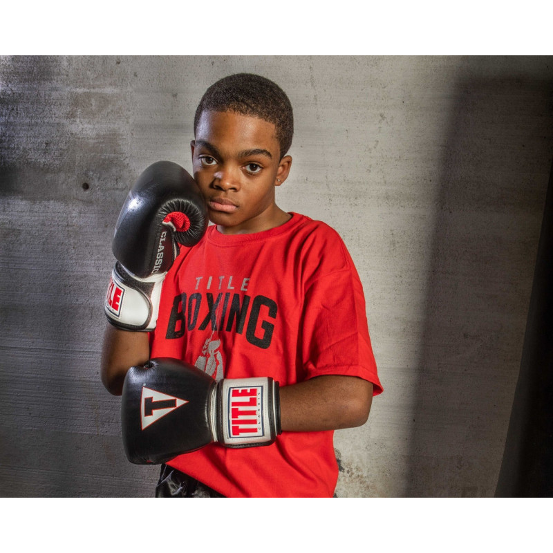 Боксерські рукавиці TITLE Classic Leather 2.0 Black/White/Red XXL 18 oz