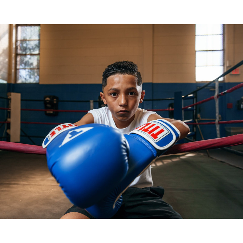 Боксерські рукавиці TITLE Classic Pro Style 3.0 Blue/White 14 oz