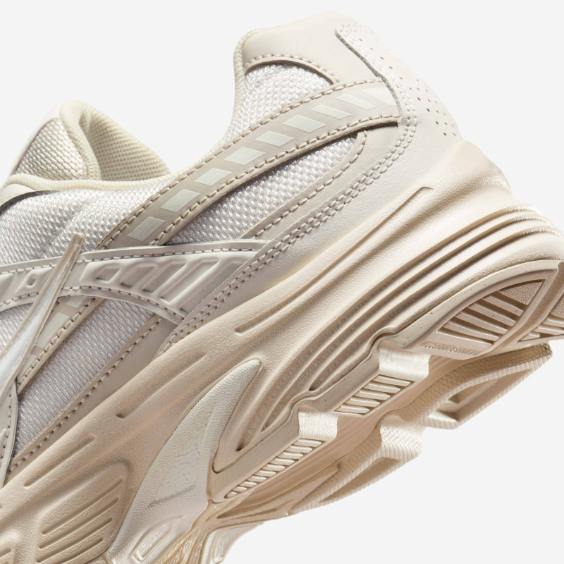 Кросівки жіночі Nike Initiator (394053-103)