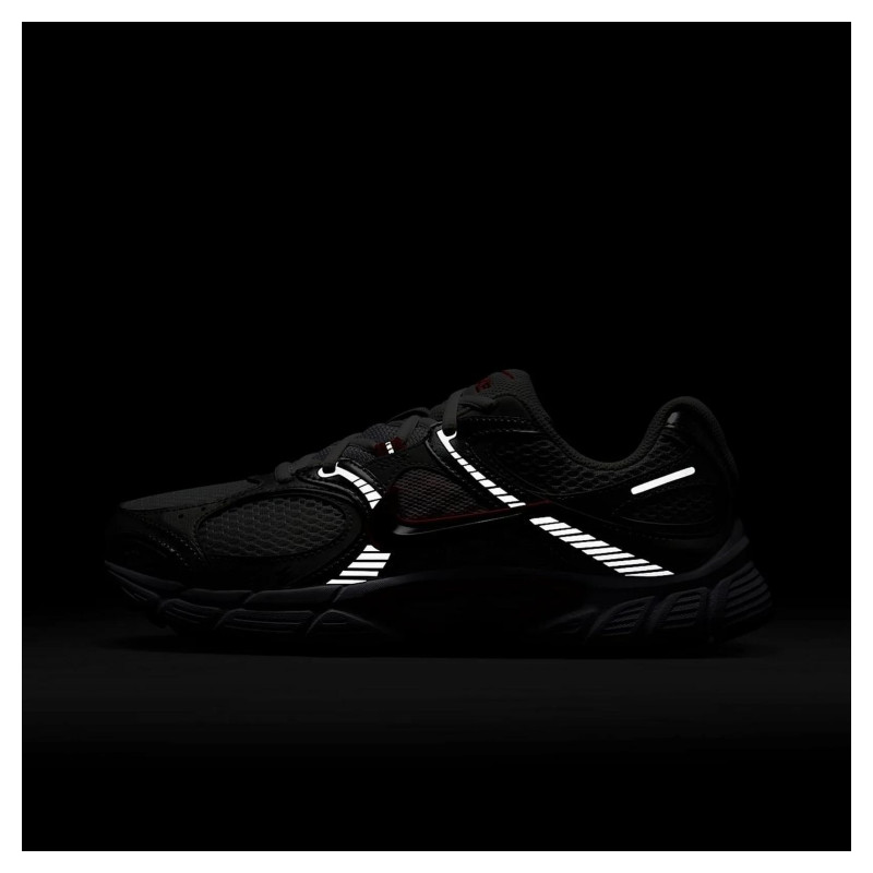 Кросівки жіночі Nike V5 Rnr (HQ7901-100)
