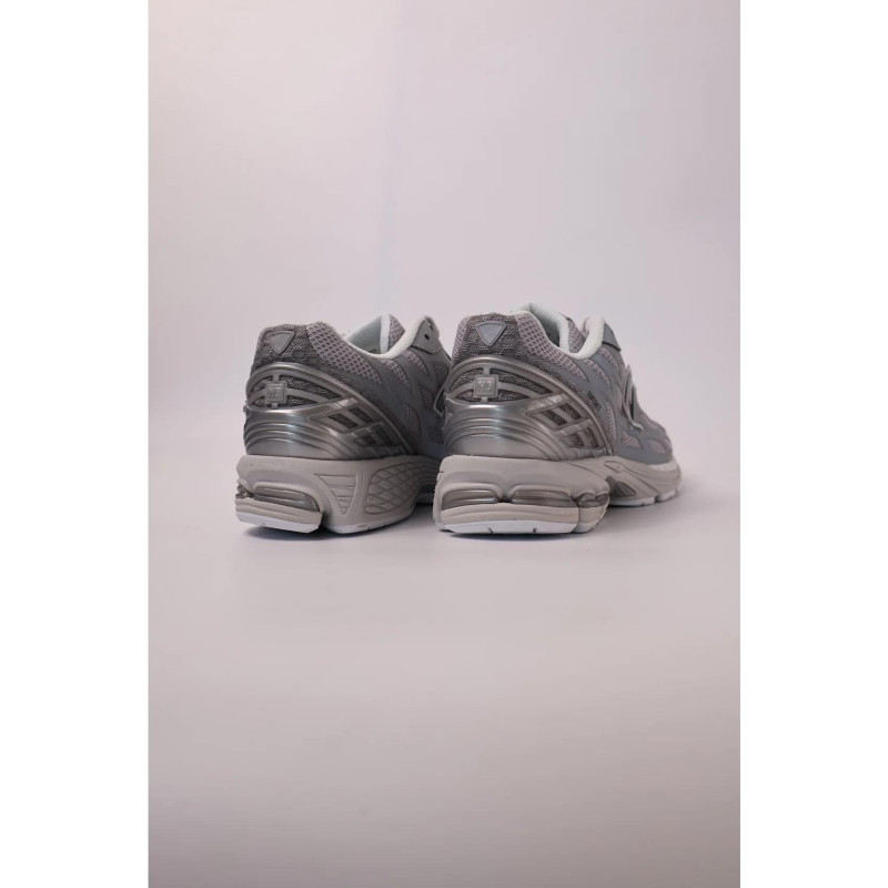 Кросівки чоловічі New Balance 1906W (U1906WFE)