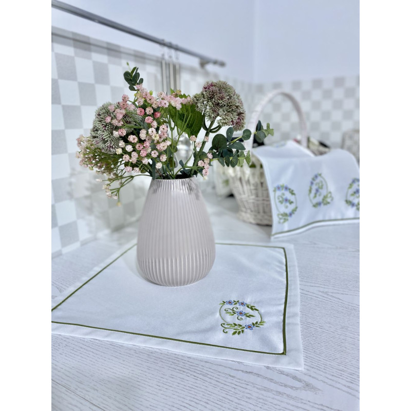 Cерветка великодня вишивана SRVV039
