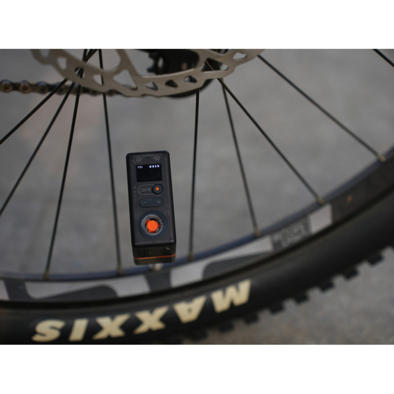 Велосипедний міні насос-задня фара Flextail Tiny Tire Pump ACS, чорний