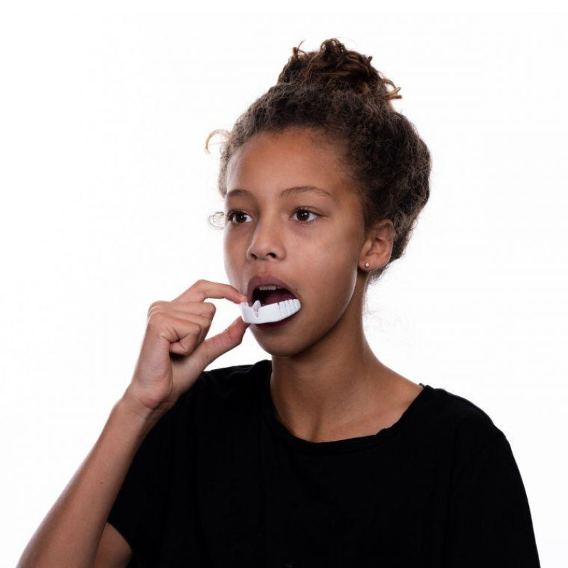 Капа боксерская OPRO Snap-Fit, Взрослая (возраст 11+) White, Посадка: готова к использованию (не требует кипячения), EVA-полимер, Белый