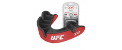 Капа OPRO Silver UFC Self-Fit, Взрослая (возраст 11+) Red/Black, Посадка: Кипячение и компрессионная клетка, плавники, Термопластик, Hi-Flow гель, Красно-черный