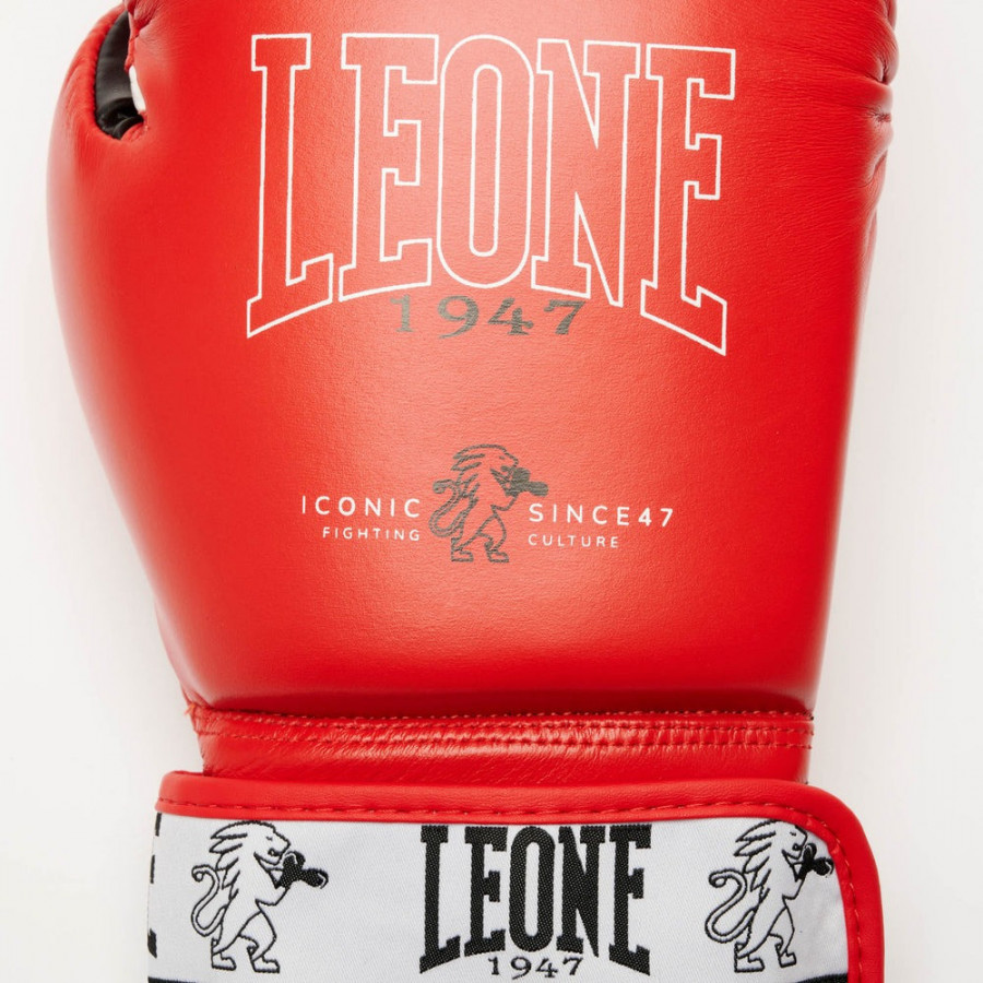 Боксерські рукавиці Leone GN208 ICONIC Red 10 унцій (бинти 4 м. в комплекті)
