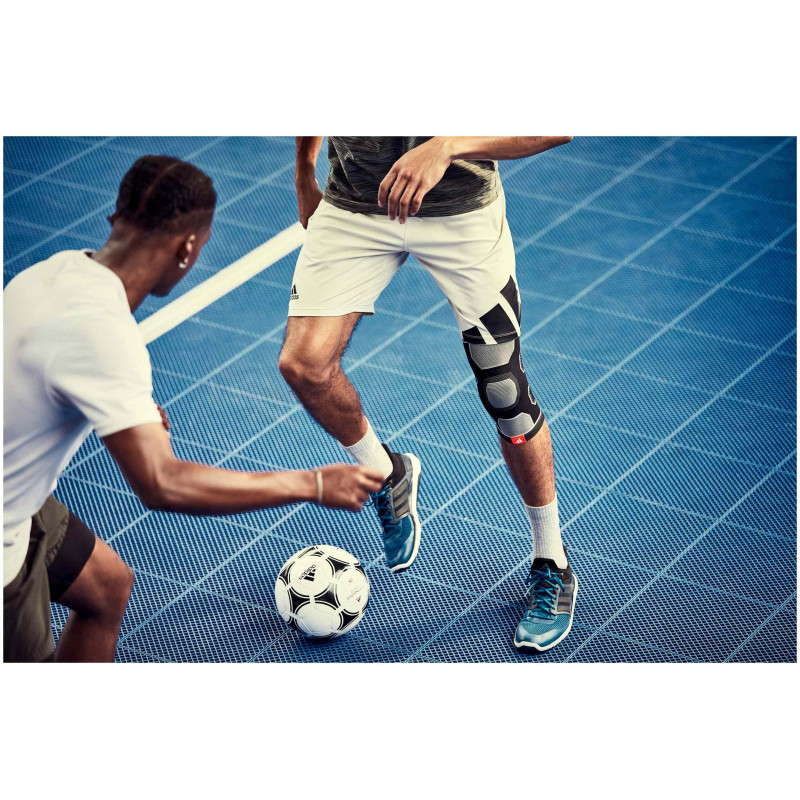 Фіксатор коліна Adidas Knee Support