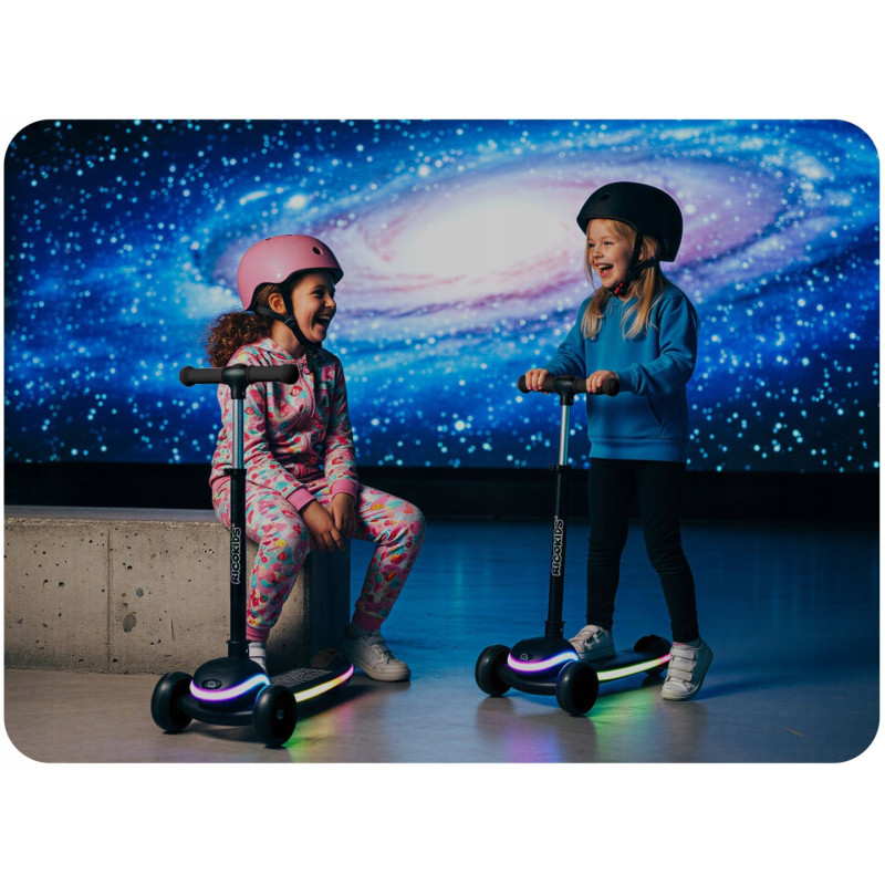 Дитячий самокат триколісний Ricokids Leddi чорний