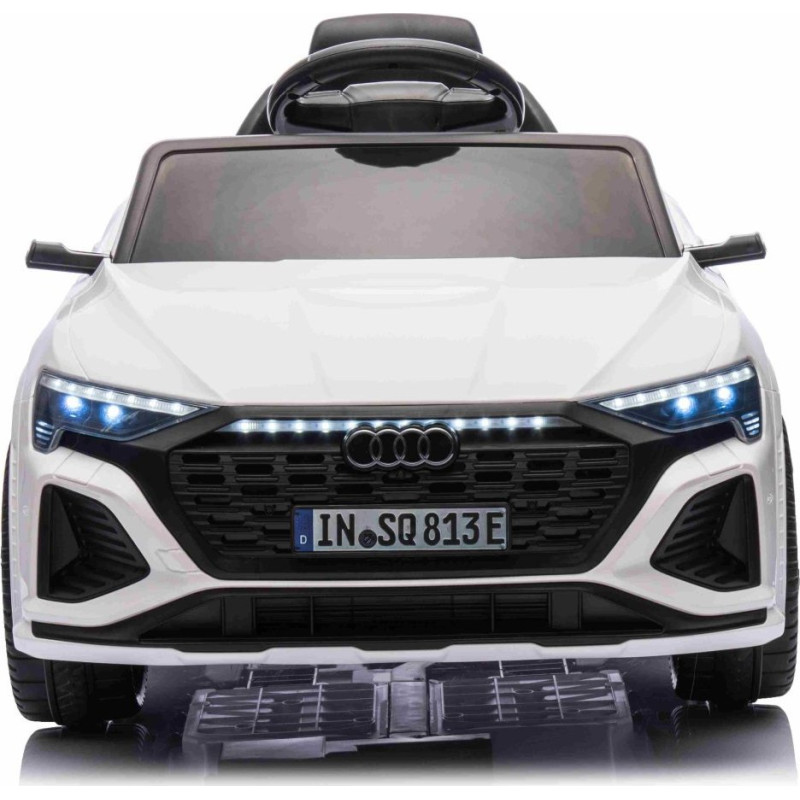 Дитяча акумуляторна машинка Audi SQ8 Біла