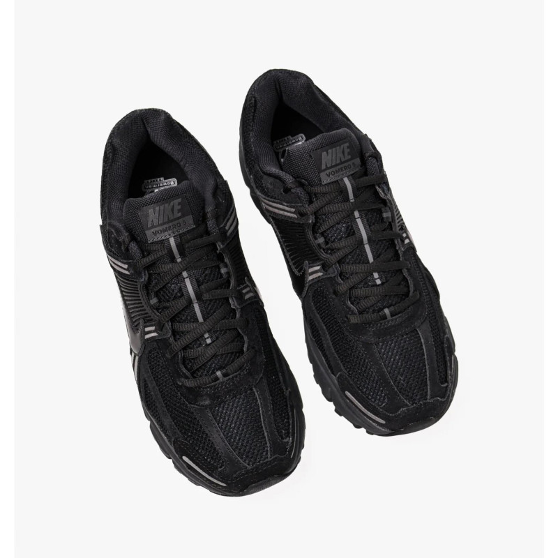 Кросівки чоловічі Nike Zoom Vomero 5 (HF1553-001)
