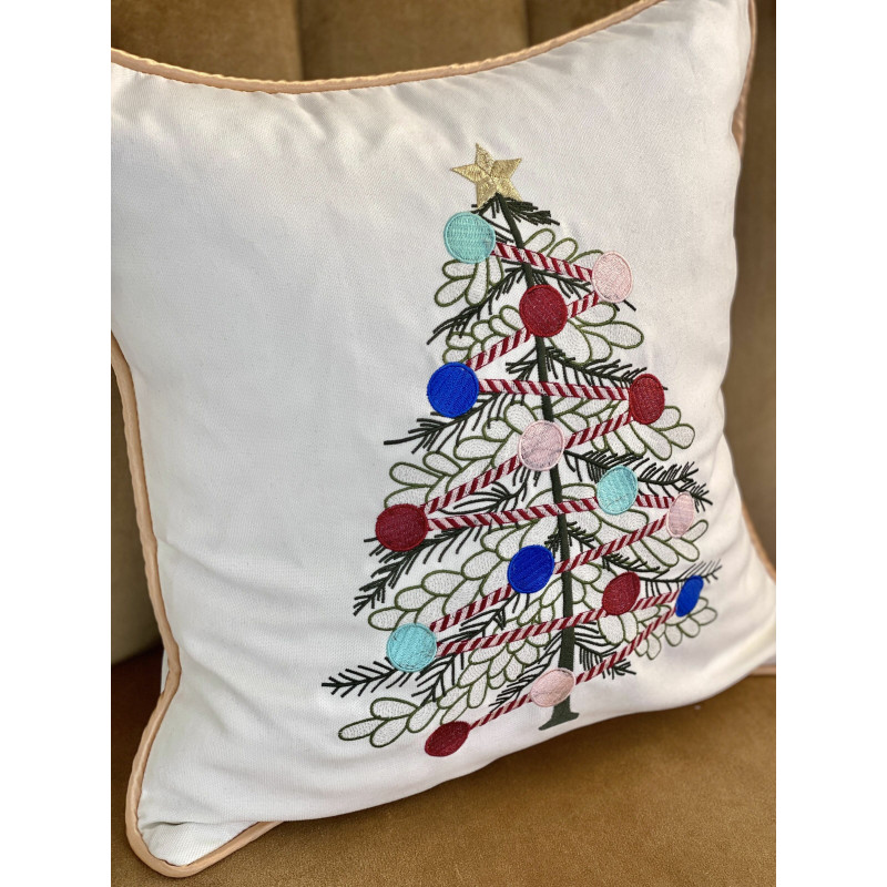Наволочка одностороння з вишивкою XMAS TREE02