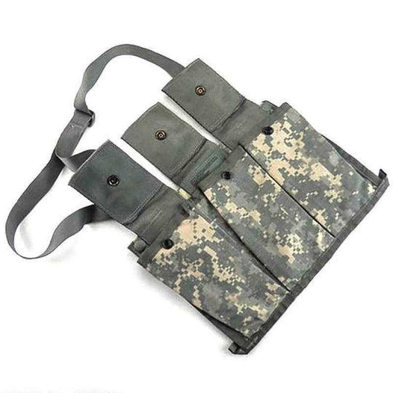 Подсумок тактический для трех магазинов М16, M4 Molle II Bandoleer Ammunition Pouch пиксель