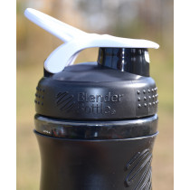 Шейкер спортивний (пляшка) BlenderBottle SportMixer Flip 28oz/820ml Black/White Шейкер спортивний (пляшка) BlenderBottle SportMixer Flip 28oz/820ml Black/White