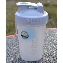Шейкер спортивний BlenderBottle Original Classic 20oz/590ml White Шейкер спортивний BlenderBottle Original Classic 20oz/590ml White