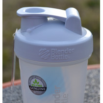 Шейкер спортивний BlenderBottle Original Classic 20oz/590ml White Шейкер спортивний BlenderBottle Original Classic 20oz/590ml White