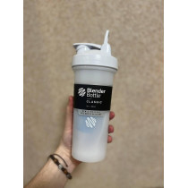 Шейкер спортивний BlenderBottle Classic Loop PRO 28oz/820ml White (500483) Шейкер спортивний BlenderBottle Classic Loop PRO 28oz/820ml White (500483)