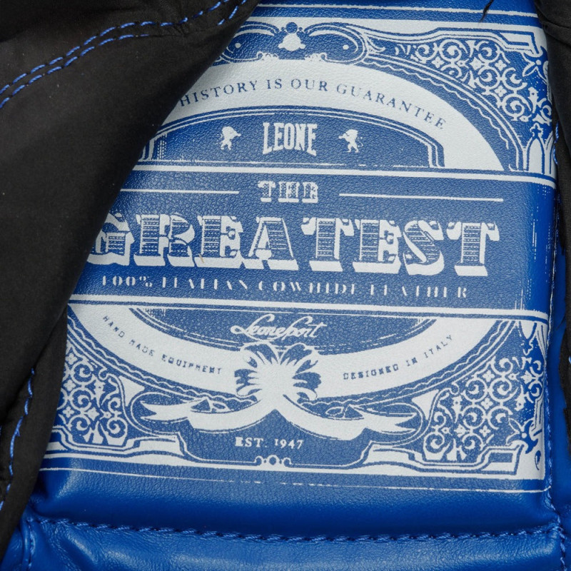 Боксерские перчатки Leone GN111 THE GREATEST Blue (бинты 4 м. в комплекте), 16 унций, 100% коровья кожа, Синий