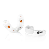 Капа Fairtex MG3 White, Доросла (вік 11+), Гелевий лайнер, Хвилеподібна структура, Білий