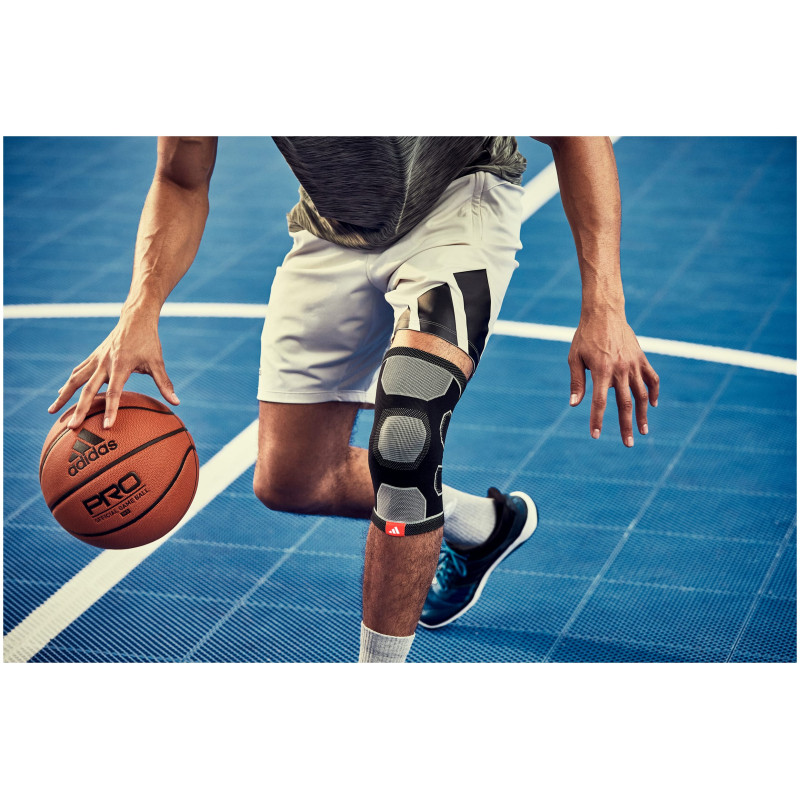 Фіксатор коліна Adidas Knee Support