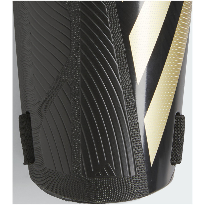 Щитки Adidas TIRO SG TRN