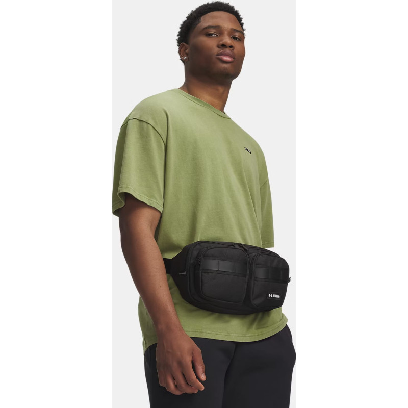 Сумка на пояс UA Triumph Crossbody 4L
