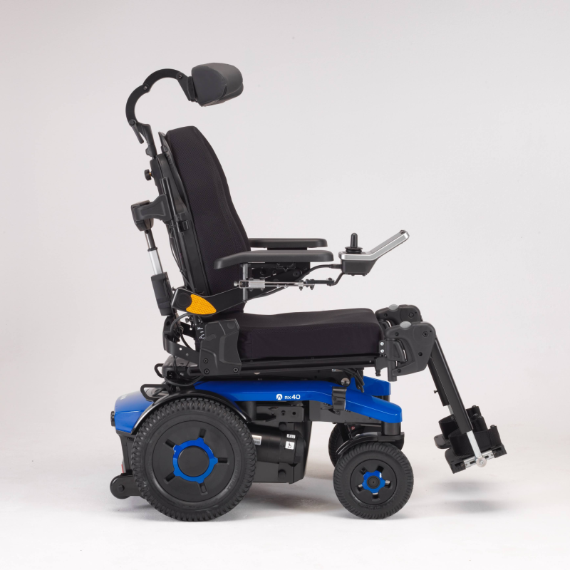 Крісло колісне з електроприводом Invacare AVIVA RX40 (AVIVA RX40-1794)