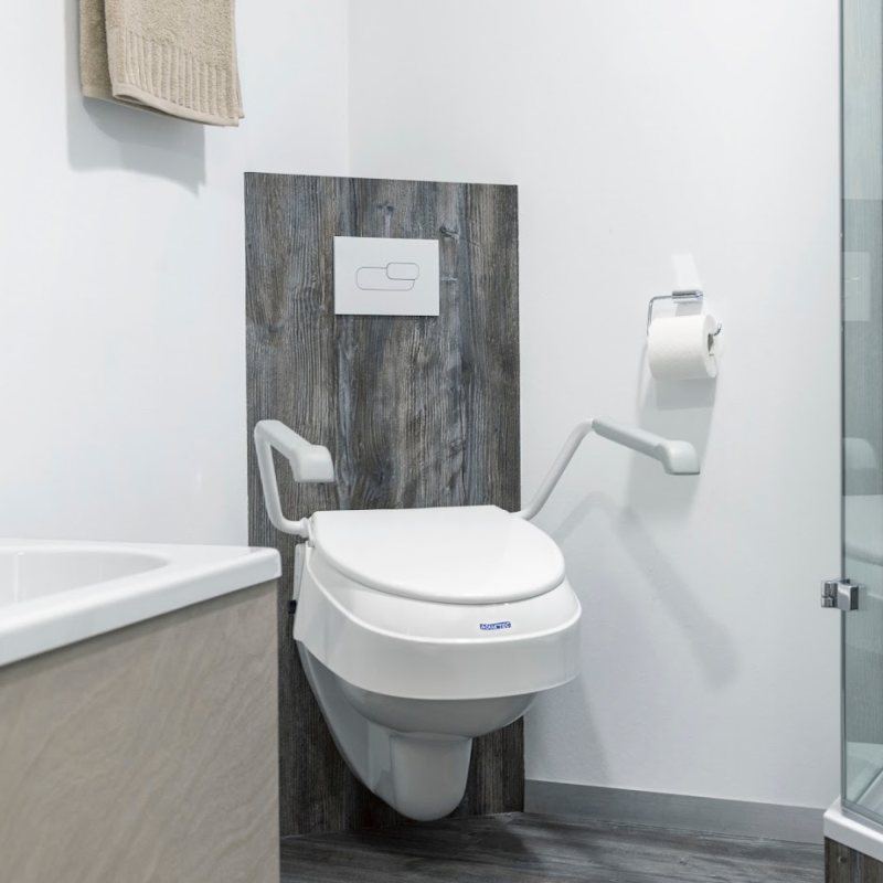 Сидіння для туалету Invacare Aquatec AT900 з підлокітниками (1012810-2694)