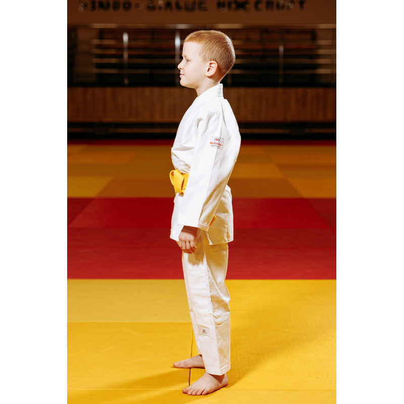 Біле дитяче кімоно для хлопчиків, дзюдо, TM BUDOGI серія BEGINNER, зріст 130 см, щільність 350 гр/м.кв.