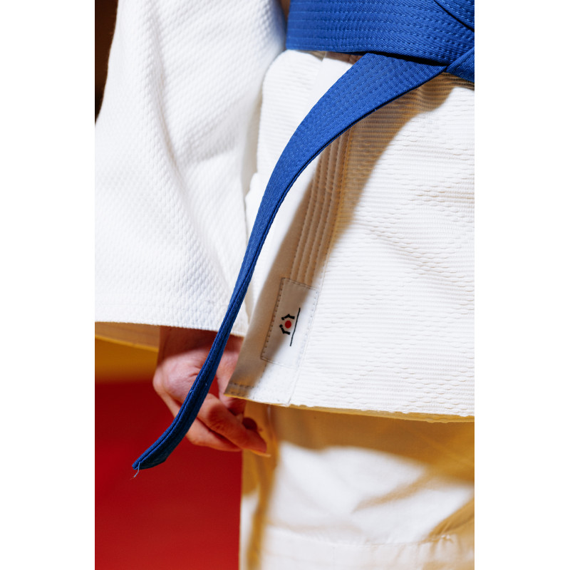 Біле кімоно для дівчат/жінок, айкідо, TM BUDOGI, зріст 140 см, щільність 500 гр/м.кв.