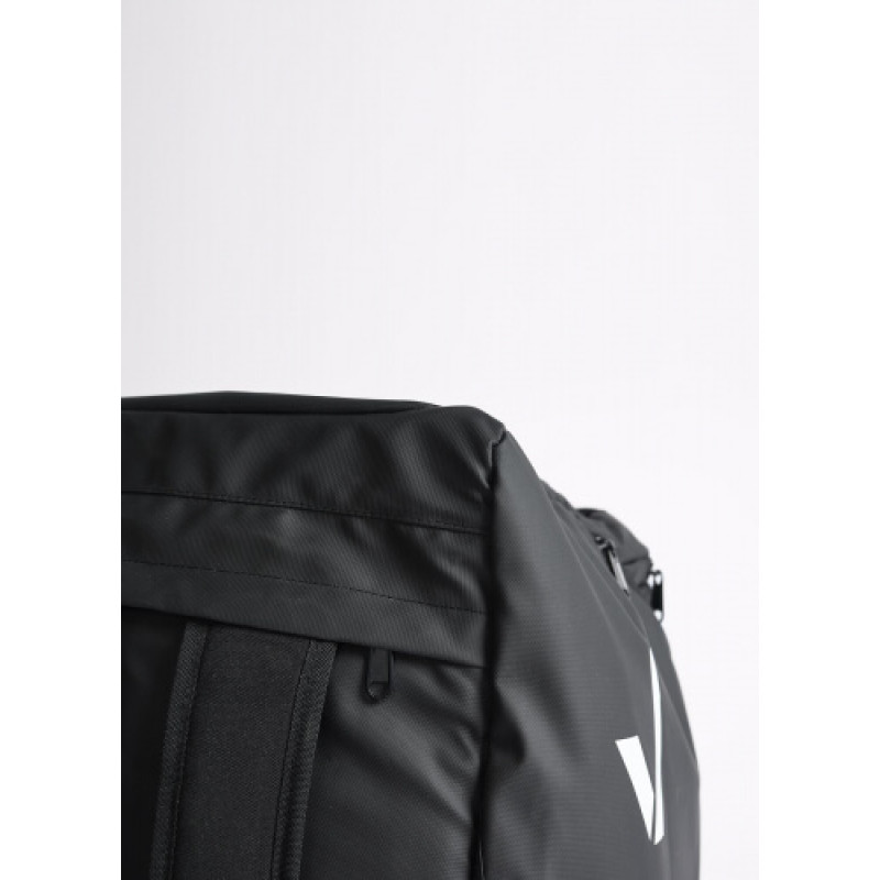 Сумка спортивная с функцией рюкзака IPPON GEAR 2в1, Серия FIGHTER 2 Large, Объем 65 л, Размер 68x30x32 см, Черный