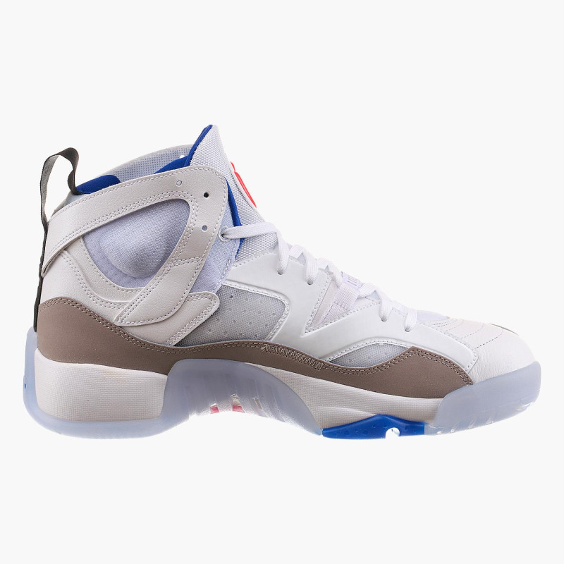 Баскетбольні кросівки чоловічі Jordan Jumpman Two Trey (DX6551-104)