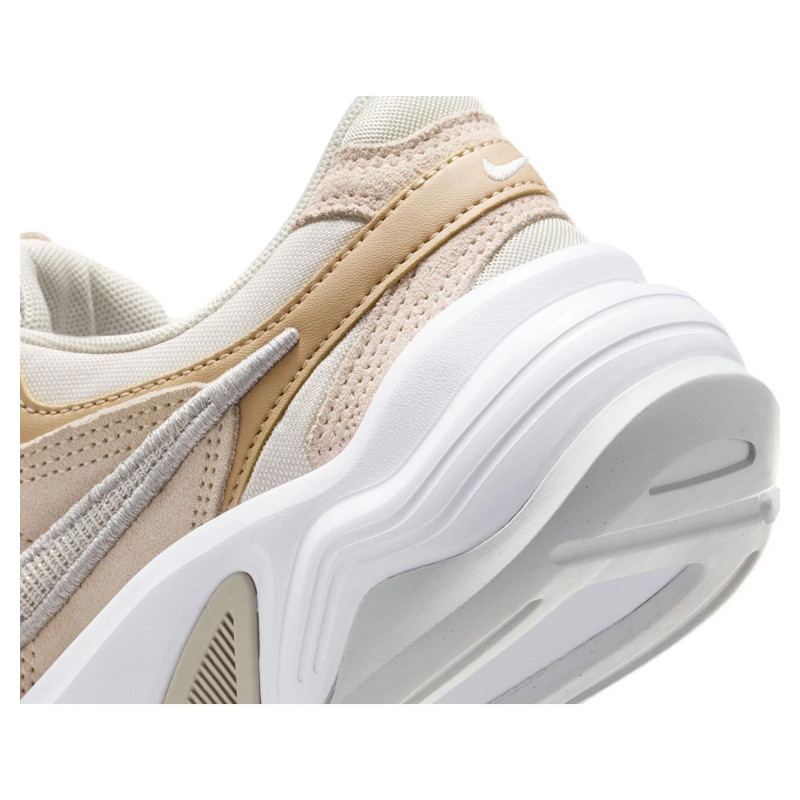 Кросівки жіночі Nike Al8 Zapatillas (FJ3794-105)