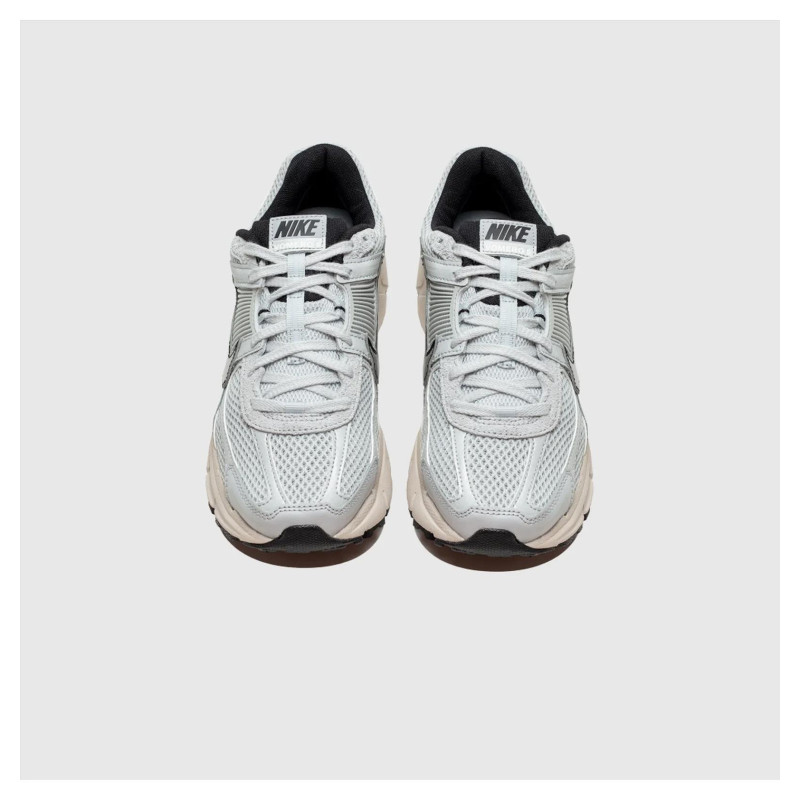 Кросівки жіночі Nike Wmns Zoom Vomero 5 White (FN6742-002)