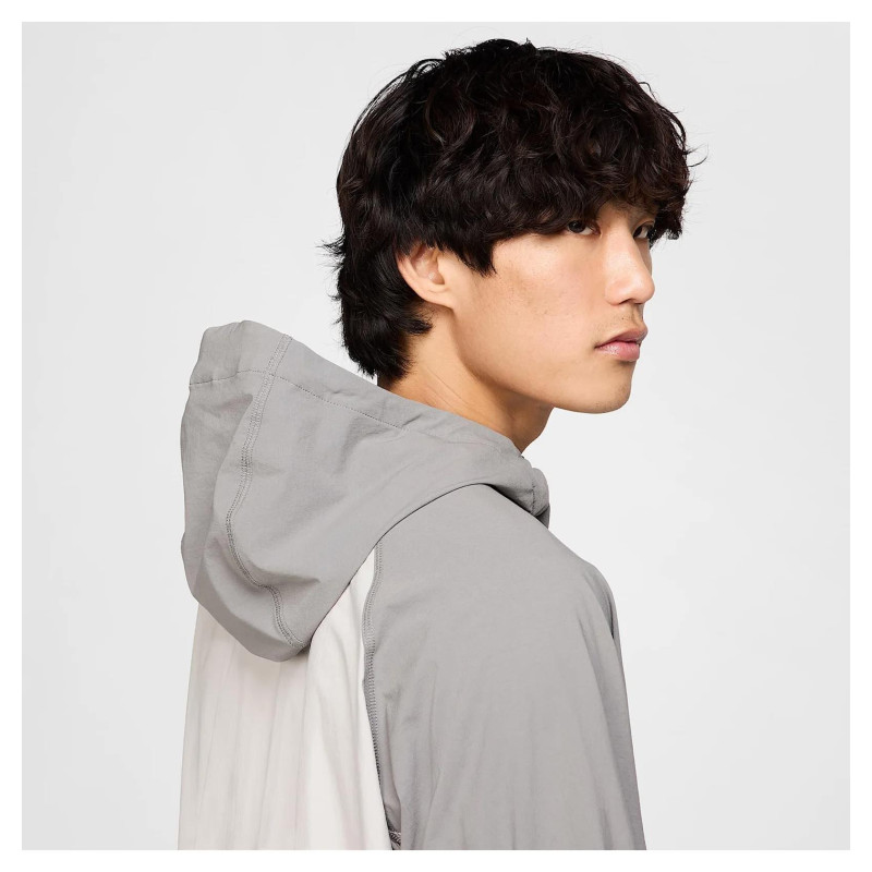 Кофта чоловіча Nike Nike Tech Woven Grey Hm7151-014 (HM7151-014)
