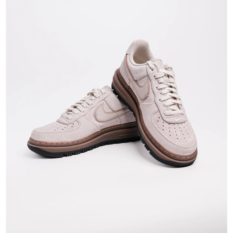 Кросівки чоловічі Nike Air Force 1 Low Luxe (HV2531-100)