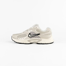 Кросівки жіночі Nike W V5 Rnr (II6294-100)