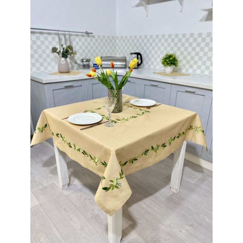 Скатертина з вишивкою SKV018
