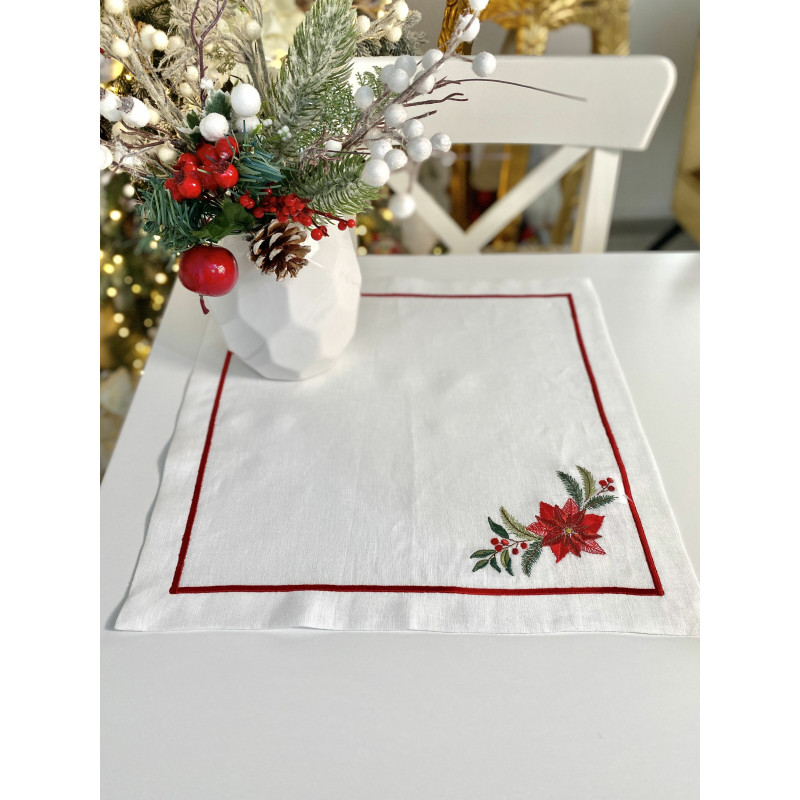 Серветка з вишивкою POINSETTIA