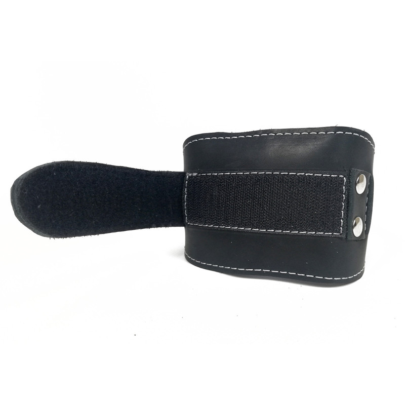 Манжета EasyFit F9 для тяги на тренажерах, Натуральная кожа, Регулируемый обхват 30-35 см, Ширина 10 см, Черный